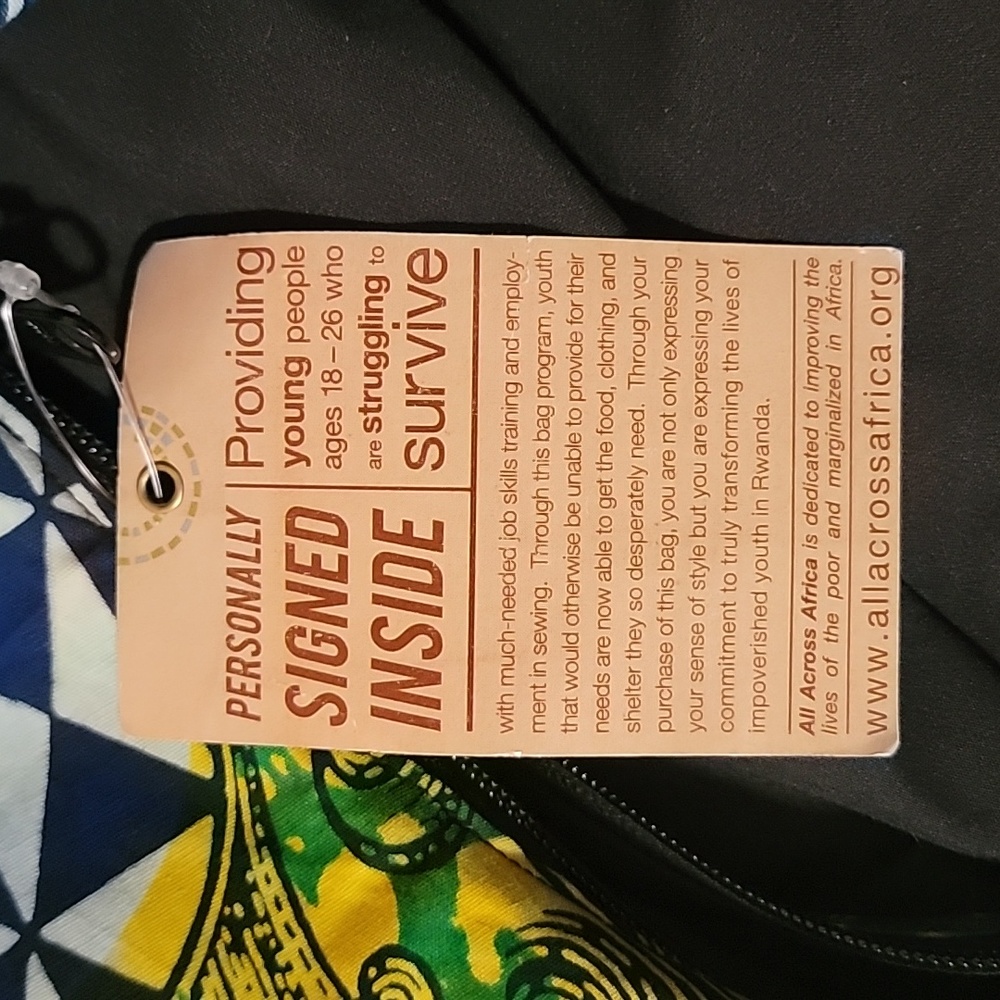 NWT Colorful Patterned Hippie Style Crossbody Bag - Picture 5 of 5